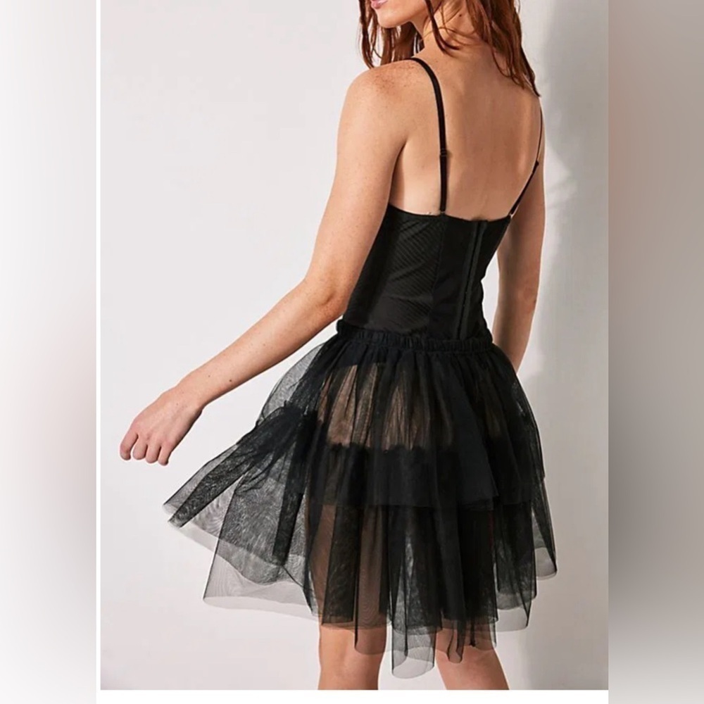 NWOT Free People, Carrie Tulle Half Slip, Small in Black - Picture 3 of 6